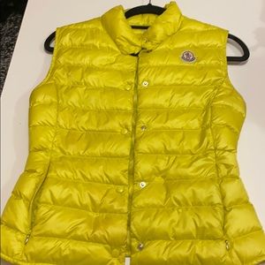 Girls Moncler vest, fits women xs/s